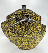 Load image into Gallery viewer, Gold Scribble Porcelain Pottery Collection