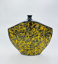 Load image into Gallery viewer, Gold Scribble Porcelain Pottery Collection
